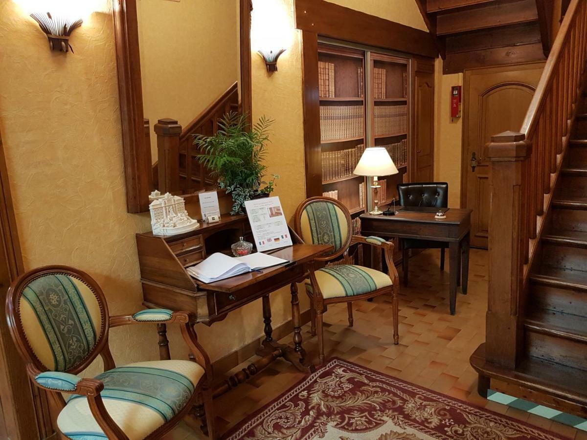 Logis Hotel Restaurant La Tete Des Faux Le Bonhomme Bagian luar foto